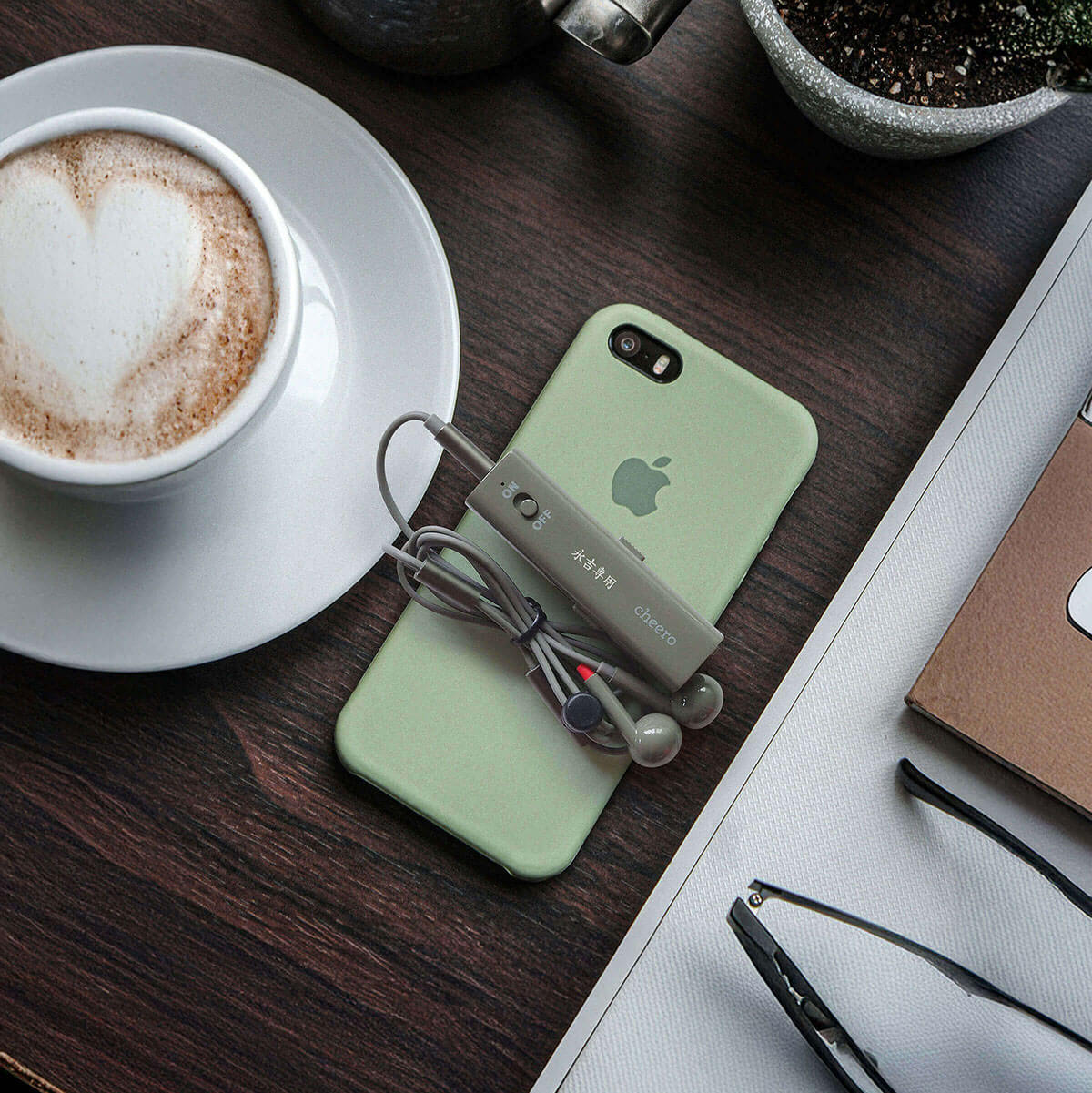 スピーカー・イヤホンの名入れギフト