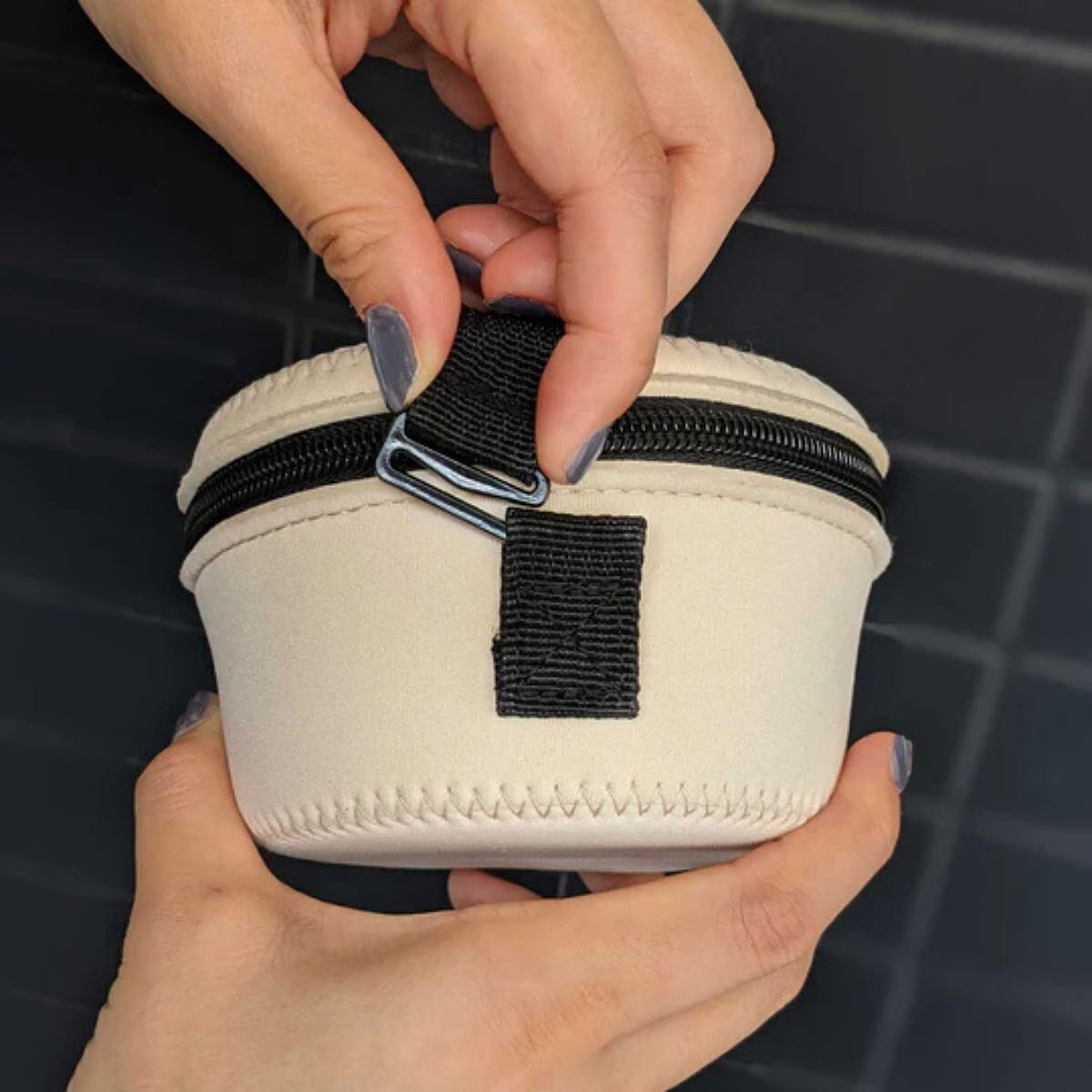 キャリークール 専用ポーチ アイボリー 0