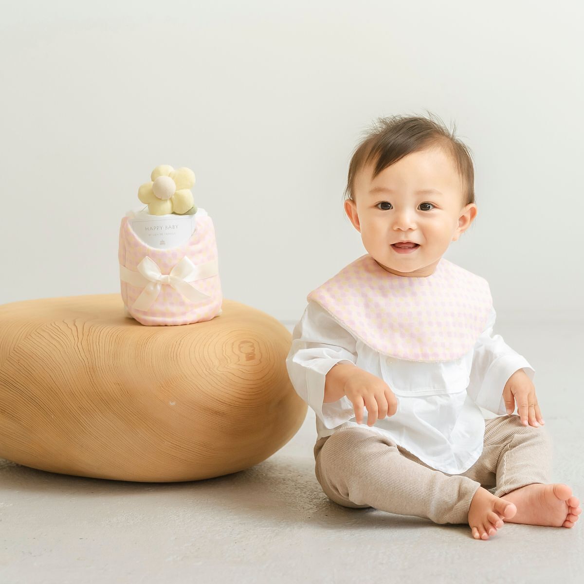 ギンガムチェックスタイとお花のラトルベビーケーキmini ピンク 0
