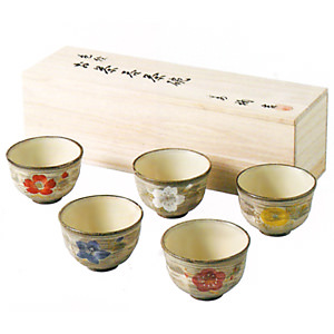 たち吉 色絵 お茶呑茶碗 名入れ可能