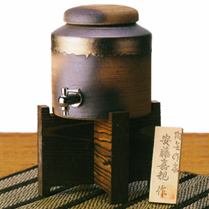安藤嘉規 作 備前金彩 焼酎サーバー 名入れ可能