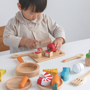 食材いっぱい！ままごとフライパンセット 10