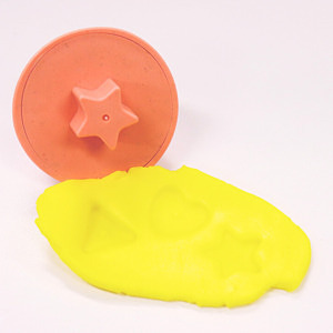 ecomugi ( エコムギ ) SHAPE FITTING CUPCAKE SET 型はめカップケーキセット 2